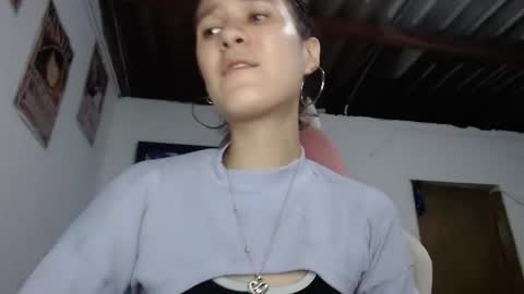 Snapshot of dany_candyy chatting on 10-31-25, 02:56 Dani  online show from 10-31-25, 02:56