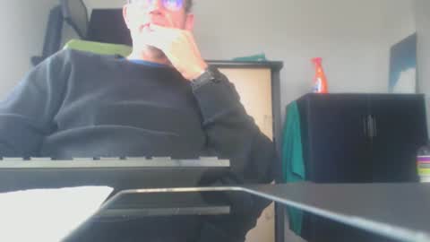 Snapshot of danyblueyes71 chatting on 10-27-25, 03:49 Dany online show from 10-27-25, 03:49