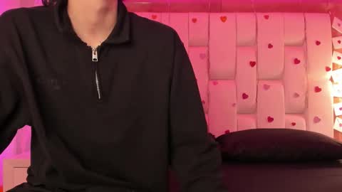 daphne_and_roger online show from 02-21-26, 11:00