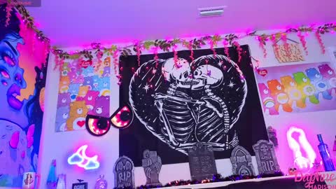 Daphne Madison online show from 10-03-25, 06:05