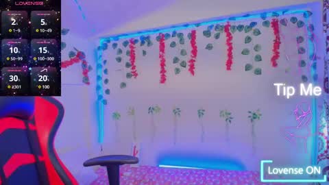 Snapshot of daphnewalker__ chatting on 02-04-25, 03:04 Daphne online show from 02-04-25, 03:04