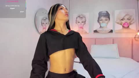    online show from 11-06-25, 03:29