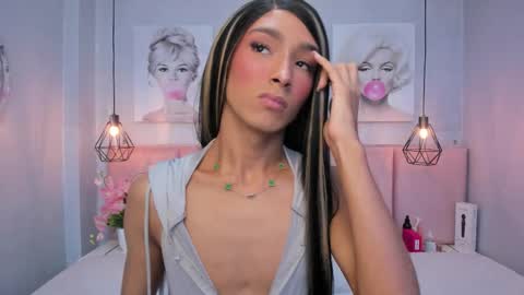    online show from 11-18-25, 09:19