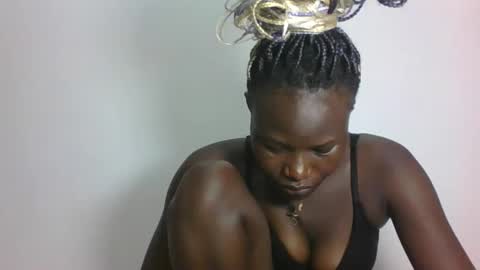 Snapshot of darberry21 chatting on 01-16-26, 03:10 ESTHER online show from 01-16-26, 03:10