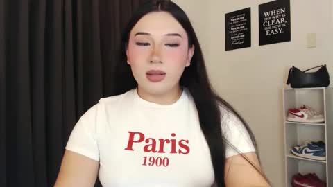 DARCY online show from 10-20-25, 04:35