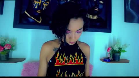 Snapshot of darianna_atehortua chatting on 02-19-26, 09:33 Dary online show from 02-19-26, 09:33