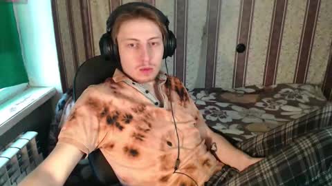 darienlarge online show from 11-29-25, 08:39