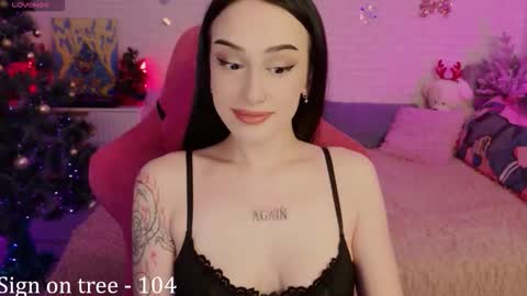 Snapshot of darinek0 chatting on 12-16-25, 04:28 Neko online show from 12-16-25, 04:28