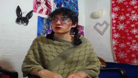 lola online show from 03-06-25, 04:07