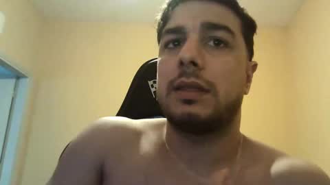 Snapshot of dario12rodriguez chatting on 10-19-25, 08:53 dario12rodriguez online show from 10-19-25, 08:53