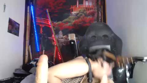 dark_doll5 online show from 12-22-24, 09:42