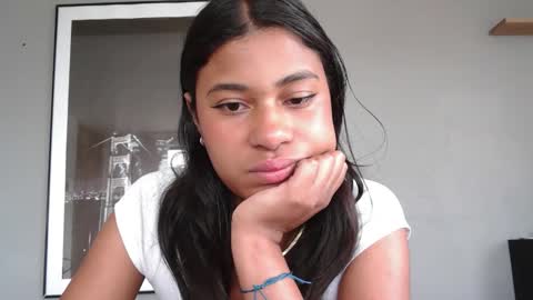 Sofia online show from 01-14-26, 04:01