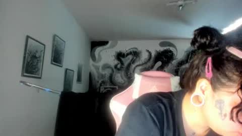 miau online show from 12-16-25, 03:39