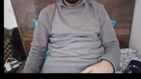 just a guy online show from 02-03-25, 07:07