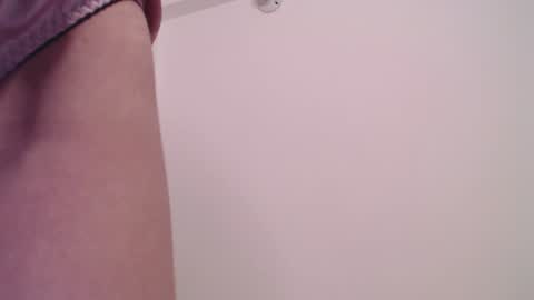  Candy   online show from 12-16-24, 10:56