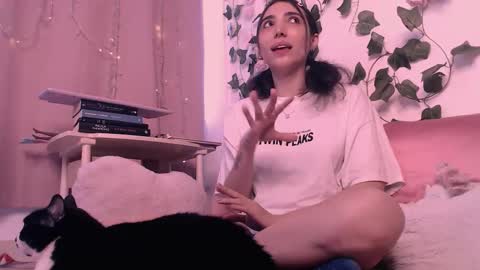  Candy   online show from 10-12-25, 12:48