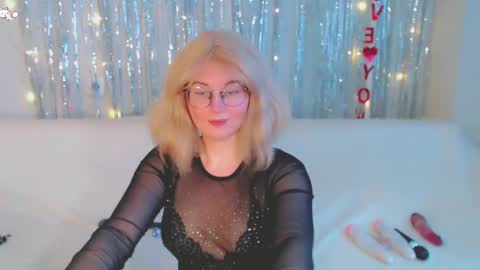 Kelly online show from 03-06-25, 12:41