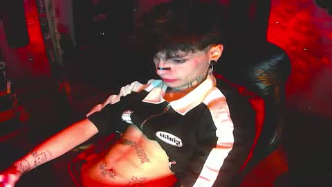   online show from 11-26-25, 08:15