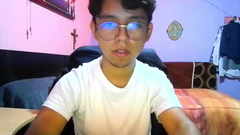 Snapshot of darknex_ chatting on 06-27-26, 05:23 Jose Ian online show from 06-27-26, 05:23