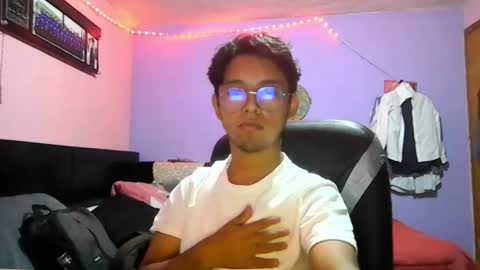 Snapshot of darknex_ chatting on 07-02-26, 05:46 Jose Ian online show from 07-02-26, 05:46