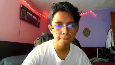 Snapshot of darknex_ chatting on 07-05-26, 07:54 Jose Ian online show from 07-05-26, 07:54
