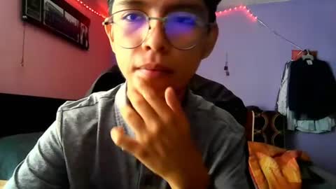 Snapshot of darknex_ chatting on 07-13-26, 03:48 Jose Ian online show from 07-13-26, 03:48