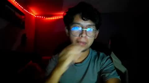Snapshot of darknex_ chatting on 07-26-26, 07:37 Jose Ian online show from 07-26-26, 07:37