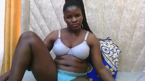 SHANICE online show from 10-19-25, 05:08