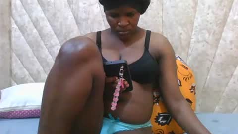 SHANICE online show from 12-20-25, 12:01