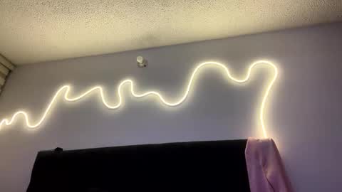 Snapshot of darkpleasuress chatting on 10-02-25, 07:15 darkpleasuress online show from 10-02-25, 07:15