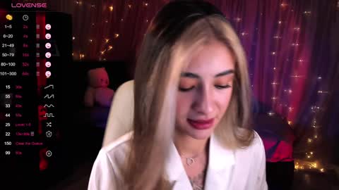 Snapshot of darlabelle chatting on 01-16-25, 05:00 Belle online show from 01-16-25, 05:00