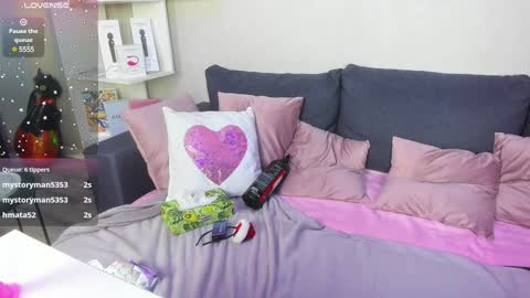 Snapshot of darlenedolce chatting on 12-25-24, 12:37 darlenedolce online show from 12-25-24, 12:37