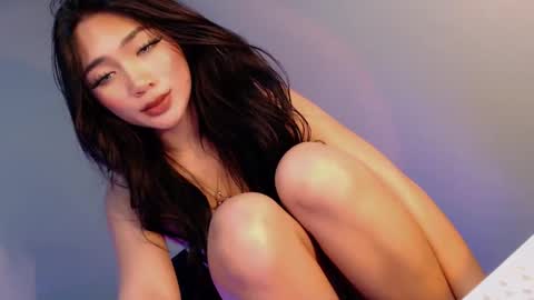 Snapshot of darling_of_the_crowd chatting on 03-01-25, 11:39 Kim online show from 03-01-25, 11:39