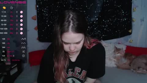 darling_tony18 online show from 02-11-25, 04:35