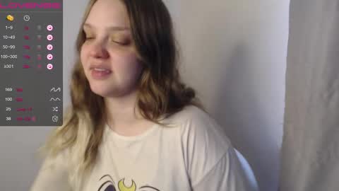 darling_tony18 online show from 09-14-25, 01:43