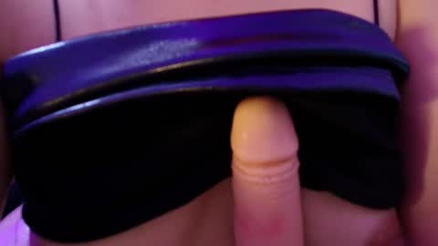 Darling online show from 01-25-25, 06:02