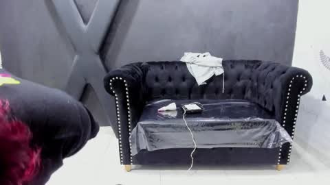 Darling online show from 02-09-25, 01:46