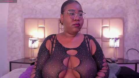  Darnell Queen online show from 01-27-25, 03:47