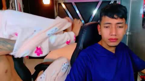 darwinandbrayan online show from 12-17-25, 02:06