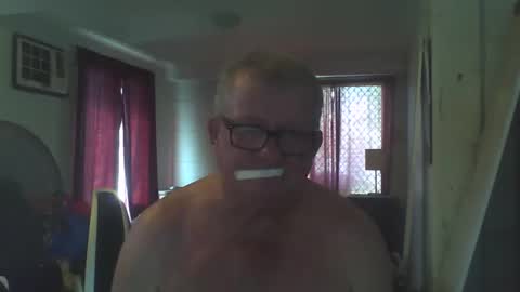 Snapshot of darwincock chatting on 12-24-24, 06:11 darwincock online show from 12-24-24, 06:11