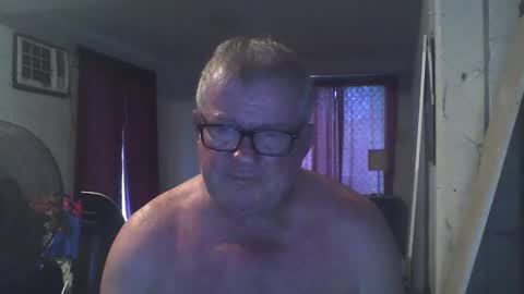 Snapshot of darwincock chatting on 12-24-24, 11:00 darwincock online show from 12-24-24, 11:00