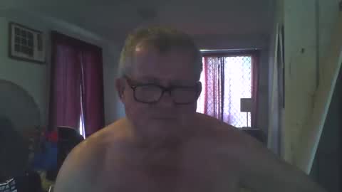 Snapshot of darwincock chatting on 12-29-24, 01:24 darwincock online show from 12-29-24, 01:24