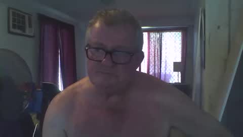 Snapshot of darwincock chatting on 01-12-25, 01:32 darwincock online show from 01-12-25, 01:32