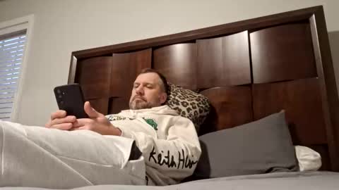 Snapshot of daryldman chatting on 11-01-25, 11:45 daryldman online show from 11-01-25, 11:45