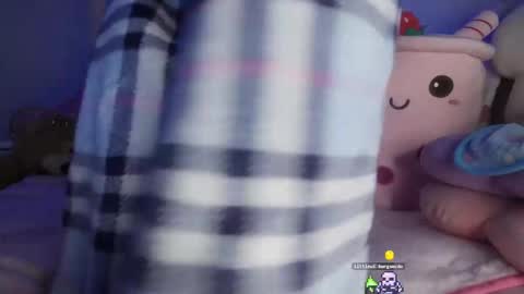 Kiara  online show from 12-29-24, 08:55