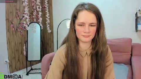 Snapshot of datsi_benson chatting on 07-01-26, 01:18 Datsi Benson online show from 07-01-26, 01:18