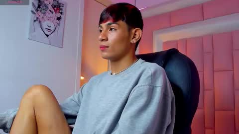 angel online show from 12-19-25, 04:14