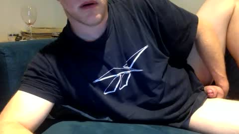 Snapshot of daveb709709709 chatting on 10-19-25, 03:29 daveb709709709 online show from 10-19-25, 03:29