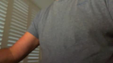 Snapshot of davesu12345 chatting on 10-20-25, 06:25 davesu12345 online show from 10-20-25, 06:25