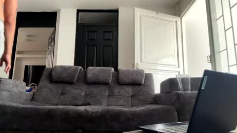 Snapshot of davgostoso chatting on 02-27-25, 07:26 Dave y Salvatore online show from 02-27-25, 07:26